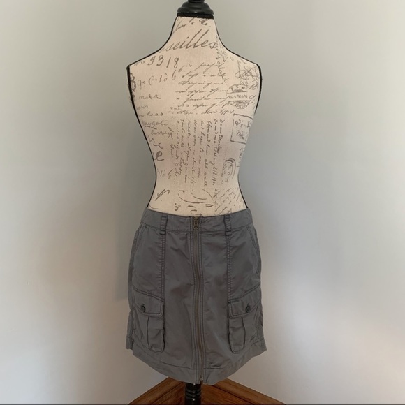Ann TAYLOR LOFT Gray Zip Front Cargo Skirt - Picture 1 of 8